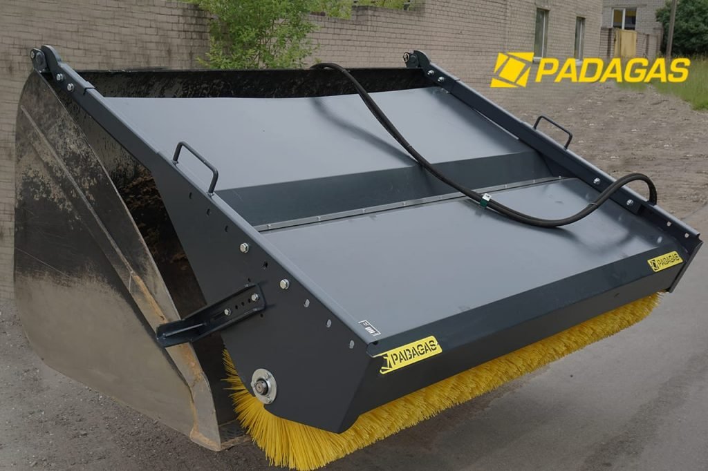 Bucket mounted sweeper machine KS-250 - PADAGAS